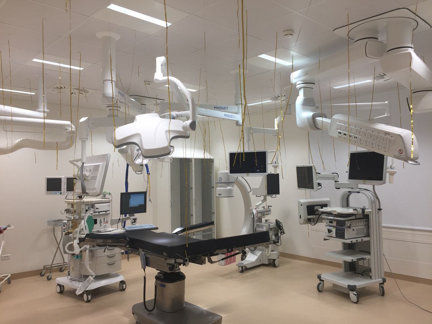Ventilation i operationsstue med loftsindblæsning